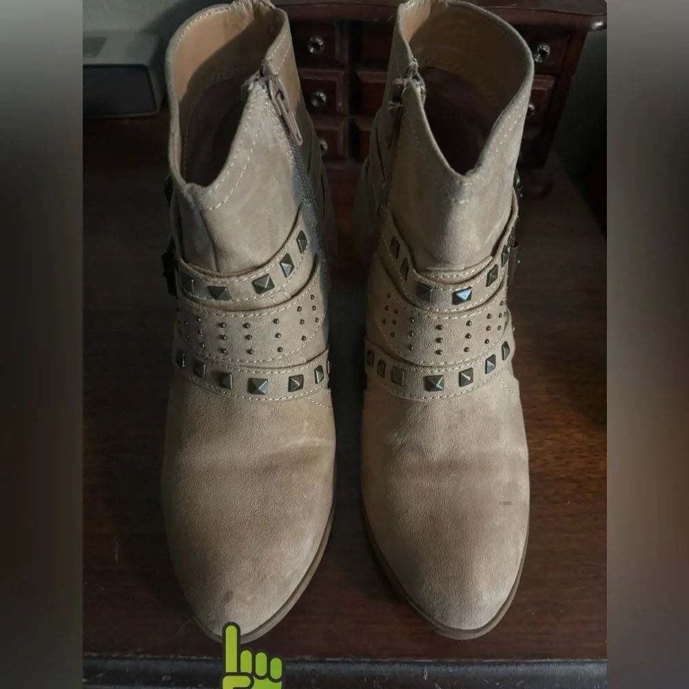 Express Tan Studded Double Buckle Ankle Booties size 7 - Picture 8 of 11